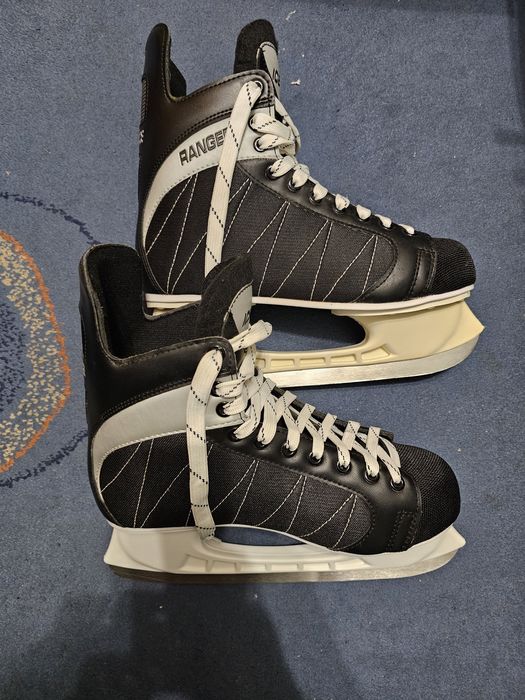 Łyżwy hokejowe rozmiar 44