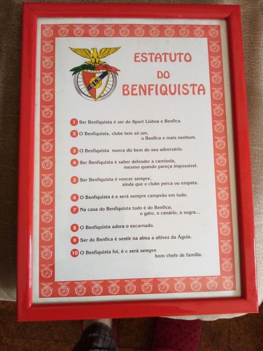 Quadro com estatutos do benfiquista