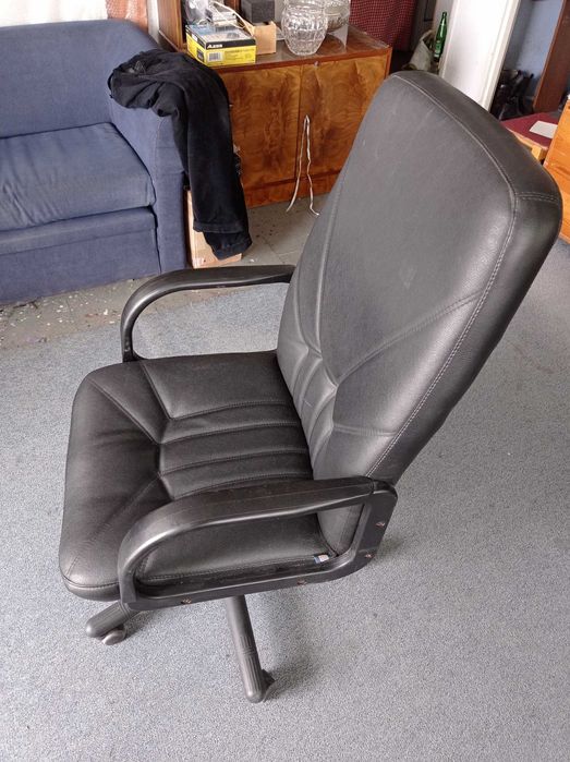 Fotel biurowy Nowy Styl