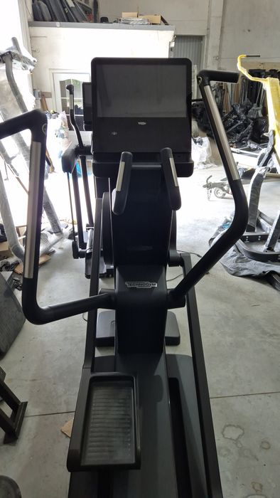 Орбітрек Technogym Synchro Artis Unity 3.0