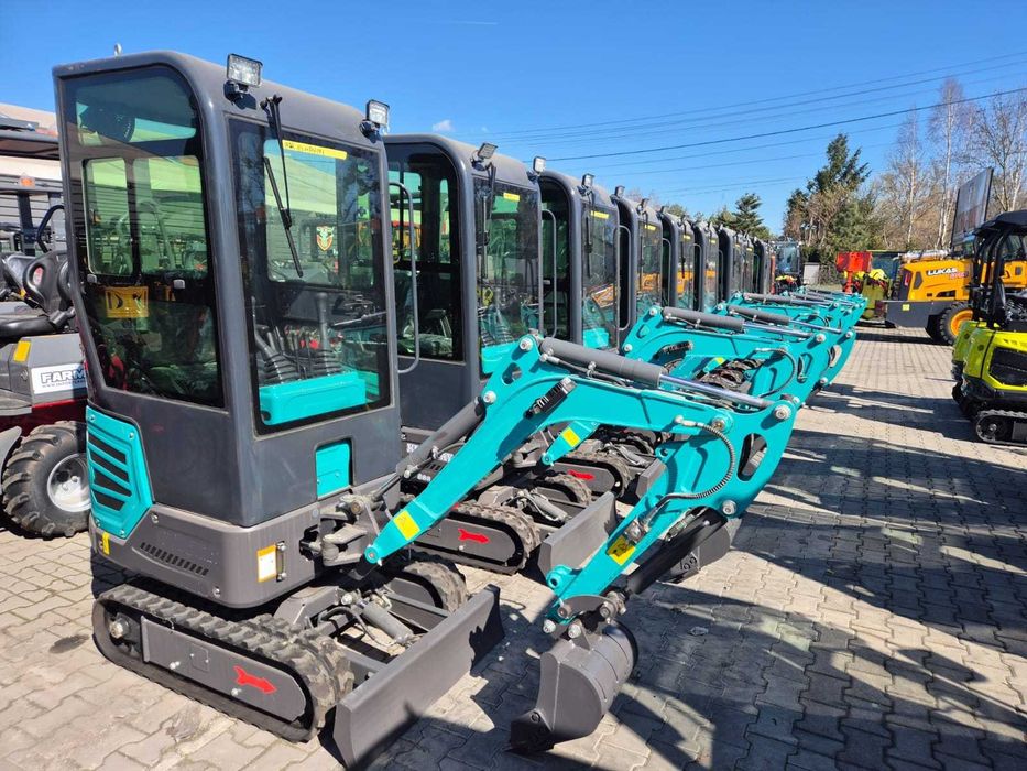 NOWA Minikoparka CARTER Premium CT12K Ramię Skrętne KABINA 1200kg