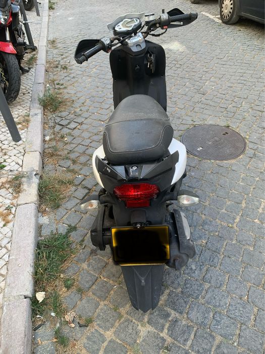 SYM Crox 50cc (Avariada/Parada) - Para Reparar ou Peças