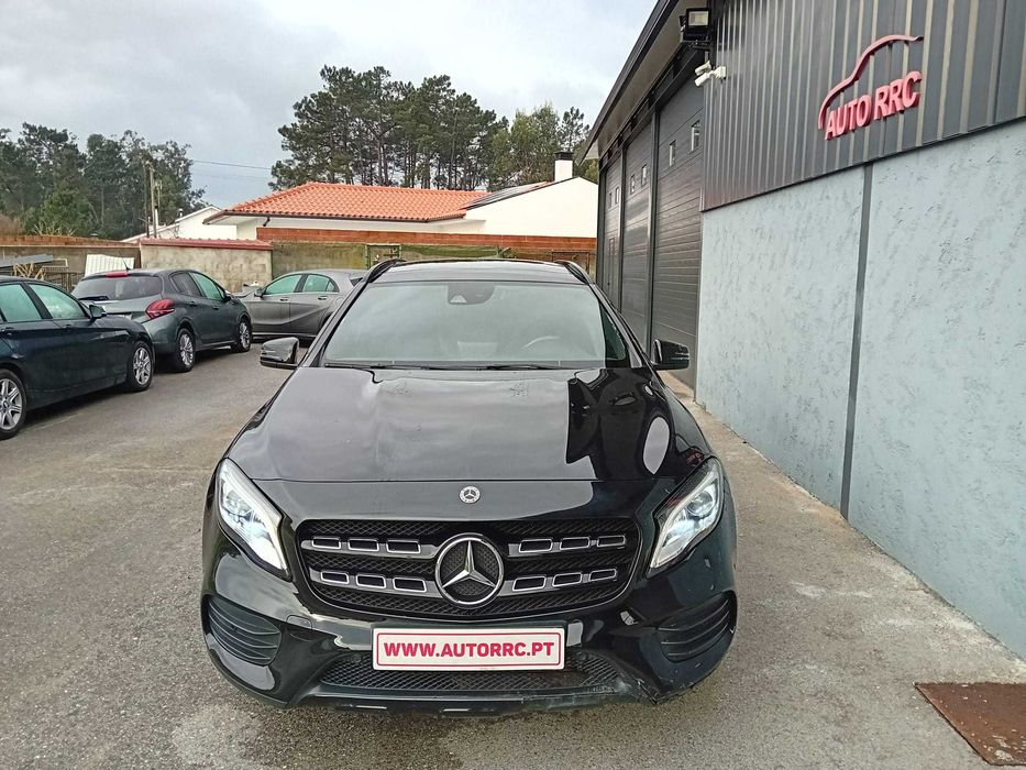 Mercedes GLA 180 AMG c/auto ( pequeno sinistro )