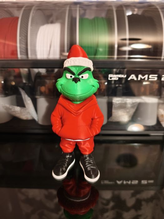 Іграшка Грінч у спортивному костюмі 3D друк PLA