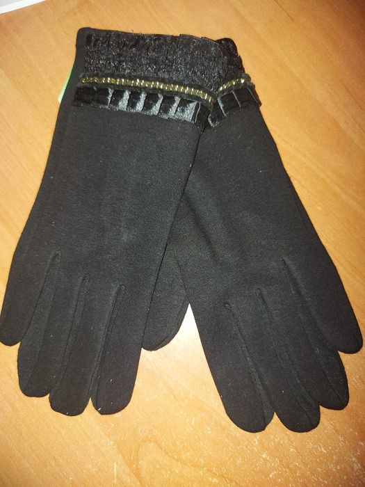 Перчатки женские