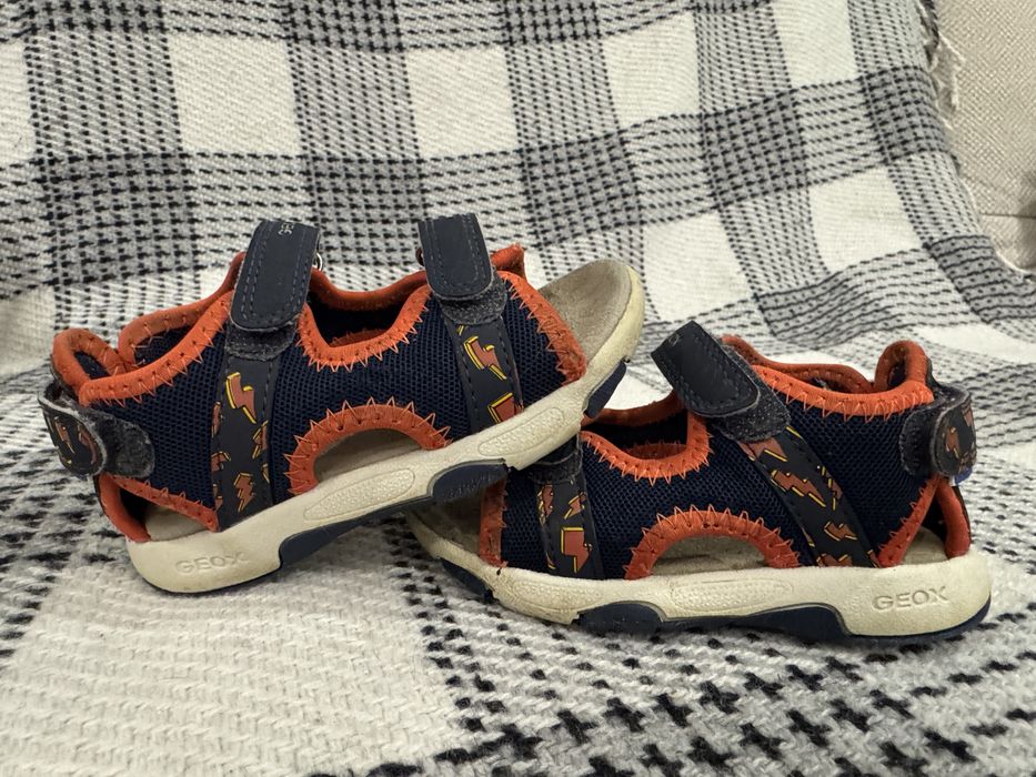 Дитячі сандалі Geox