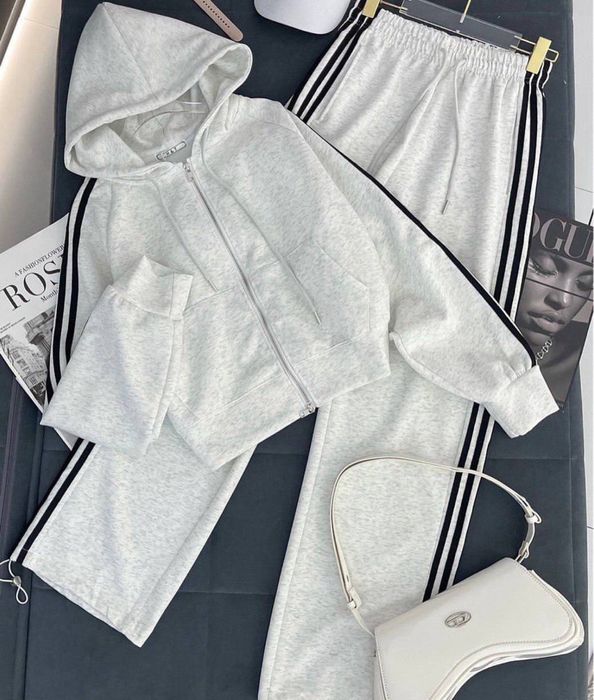 Спротивний жіночий костюм/ зручний та теплий костюм/ трьохнитка