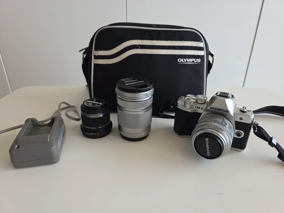 Olympus OM-D E-M10 Mark III