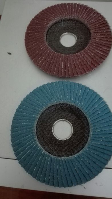 Discos de Rebarbadora (madeira e metal)novos
