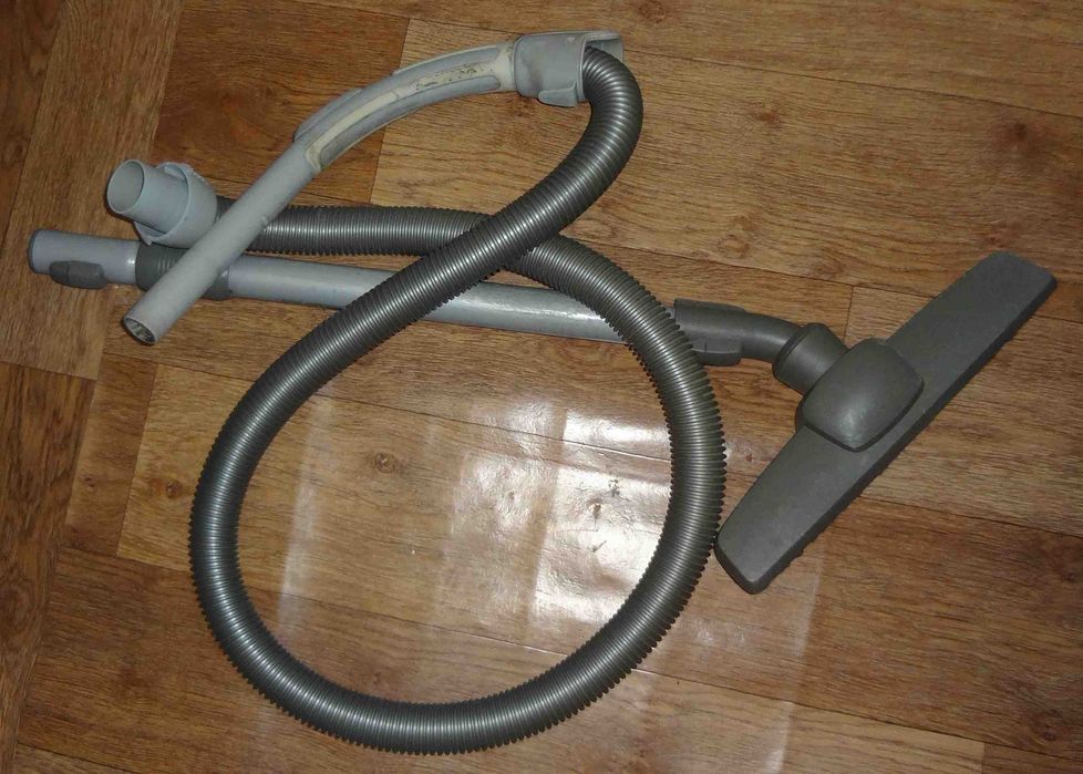 пылесос Electrolux ZUS3385P на детали