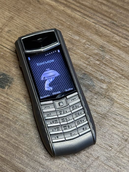 Vertu Ascent T.I оригінал в гарному стані