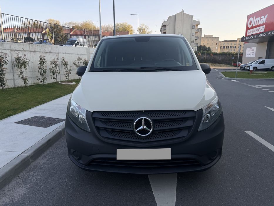 Mercedes-Benz Vito - 2015 - 3 Lugares - 1.6 CDTi