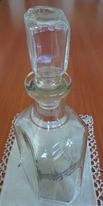 Garrafa Vidro Macdonald Greenlees (Escócia) - Marca Estampada na Base