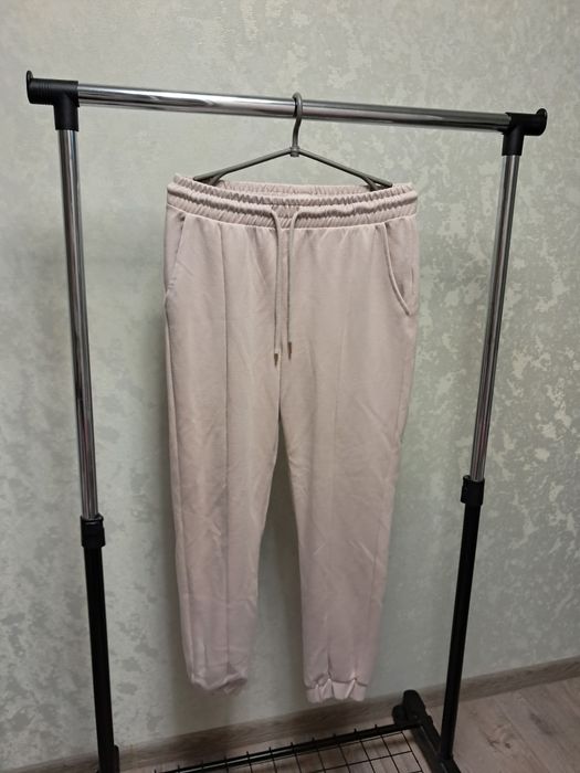 Штани рожево-бежеві