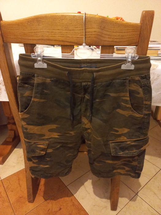 Krótkie spodenki męskie Zara roz.38