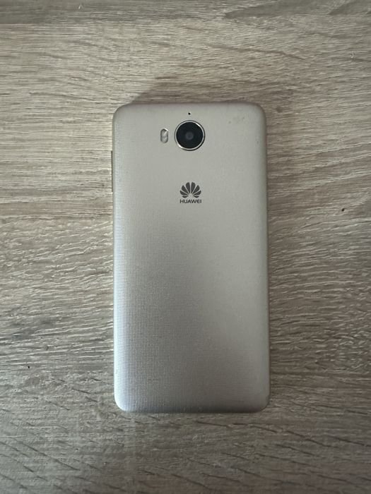 Телефон Huawei Y5 2017