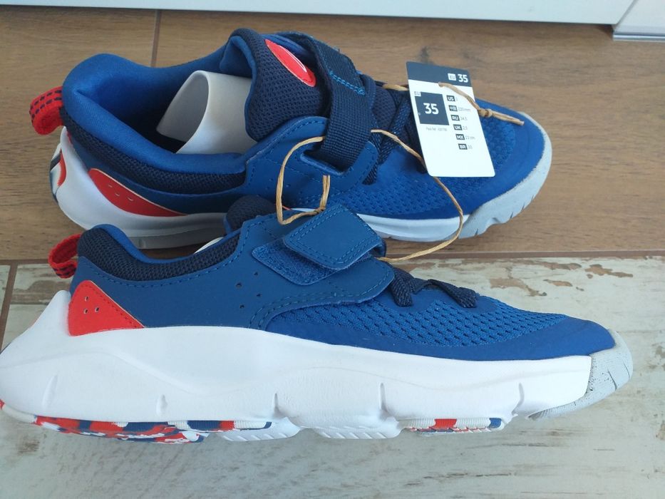 Buty 35 na wf playful fast scratch decathlon