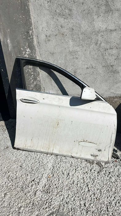 Porta Bmw F10/F11 frente direita