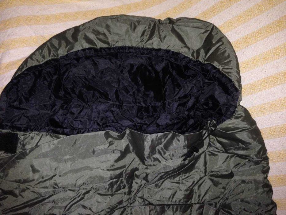 Зимний спальный мешок THE NORTH FACE в отличном состоянии