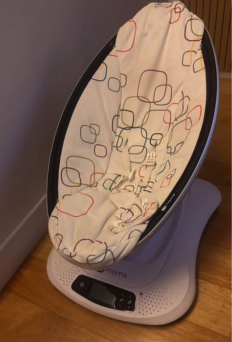 Espreguicadeira Eletrica 4 moms + Ninho Zippy