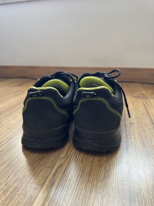 Sapatos de Segurança FTG Frisbee S1P ESD