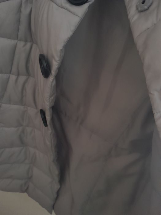 Casaco de penas cinza