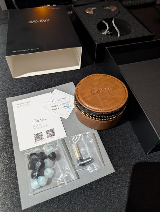 CKLVX D62 | 2DD + 6BA | детальний, чистий та швидкий звук.