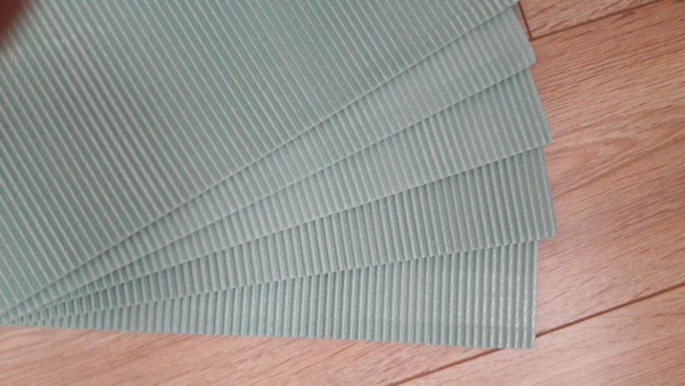 Полистирольная подкладка под ламинат. Пенопласт. Кафель.