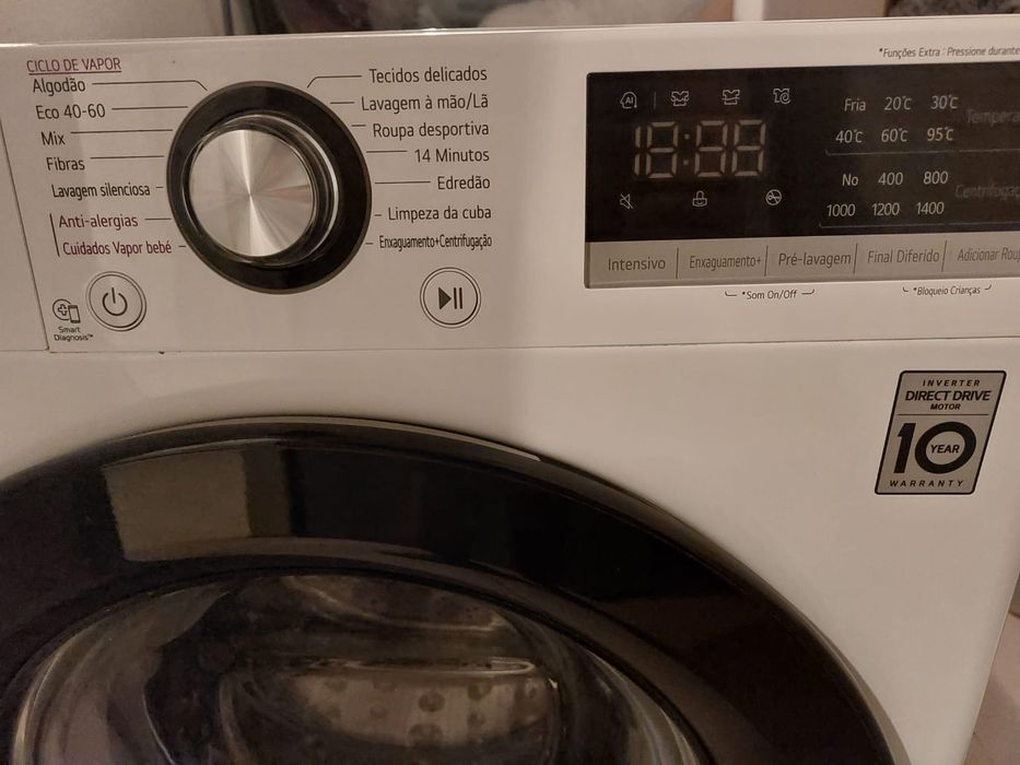 Máquina de Lavar Roupa LG 10,5 Kgs como nova