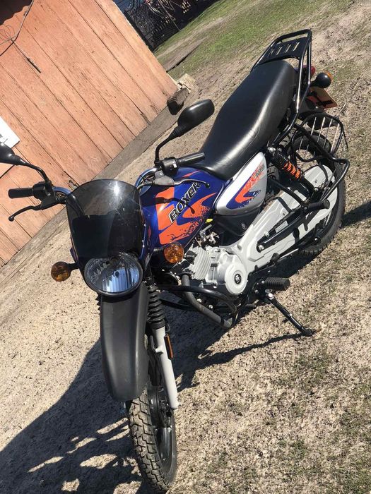 Boxer BAJAJ 125.
