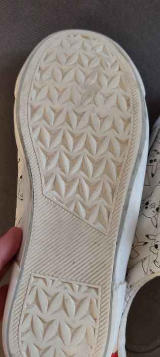 Buty sportowe dla chłopca RESERVED pokemon