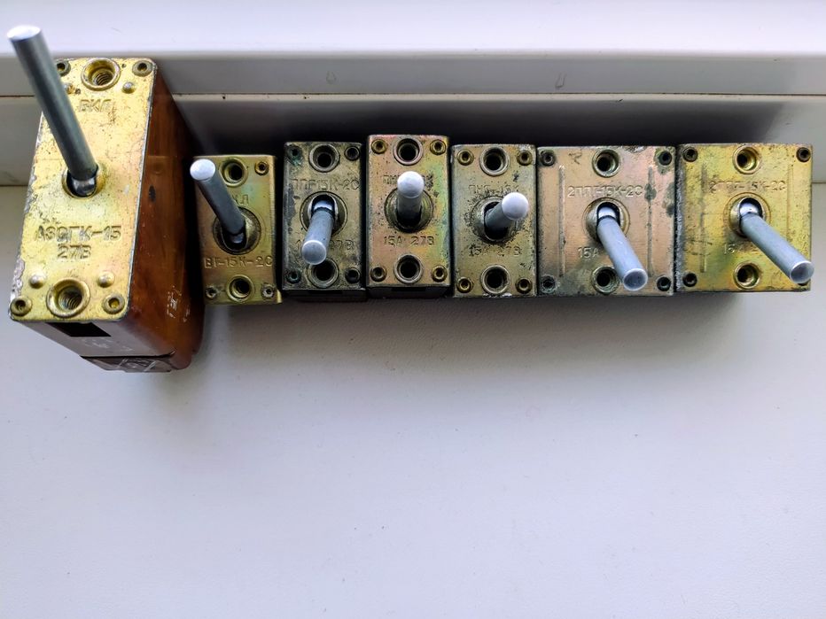 Тумблера - тумблера.