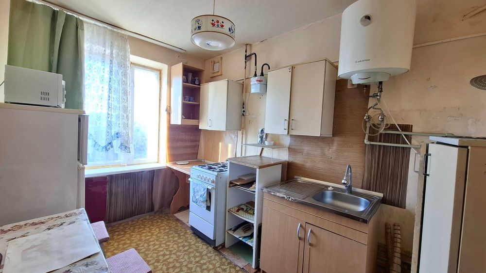 3 Кімнатна Квартира Напроти Ринку  Сільпо