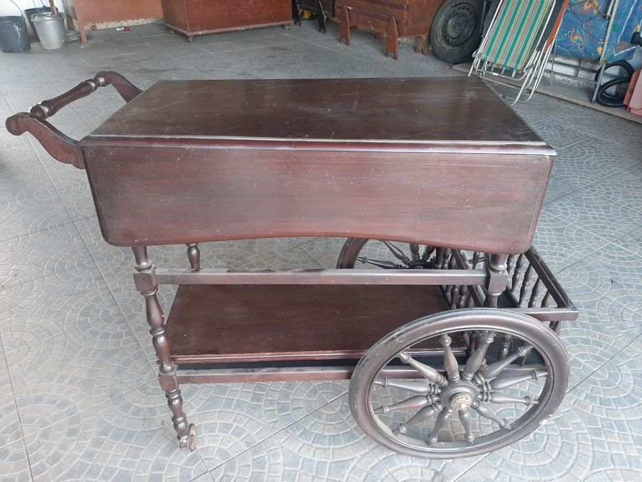 Carrinho de chá vintage