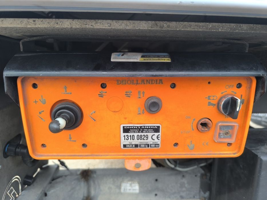 DAF 12.180 C/auto 7,2m plataforma 2T camião pesado