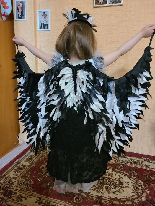 Прокат костюмів сніжинка..спайдермен..ворона(сорока),свято осені