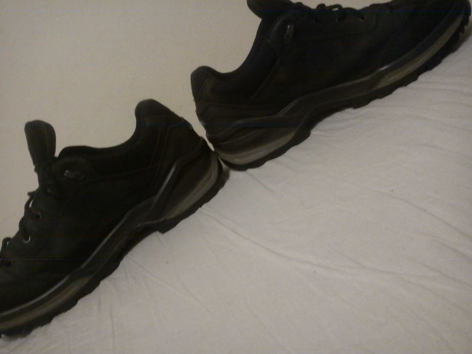 lowa 44/28 skóra grafitowe vibram gore tex trekking sklep 700 ładne