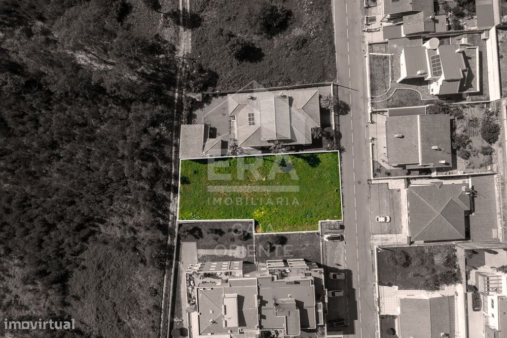 Terreno urbano para construção - São João de Ver