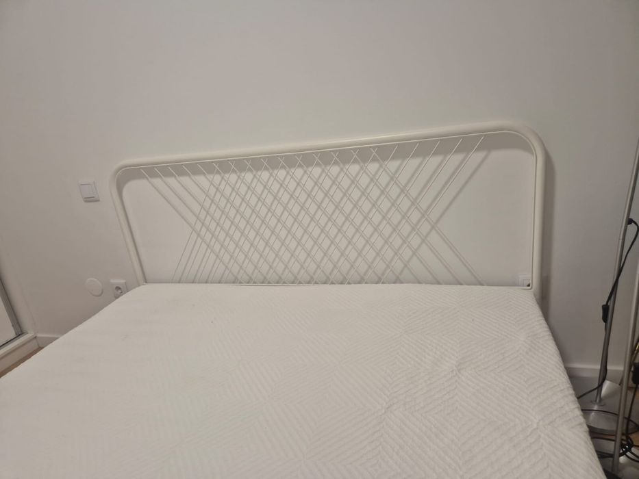 Cama de Casal mais Colchão .