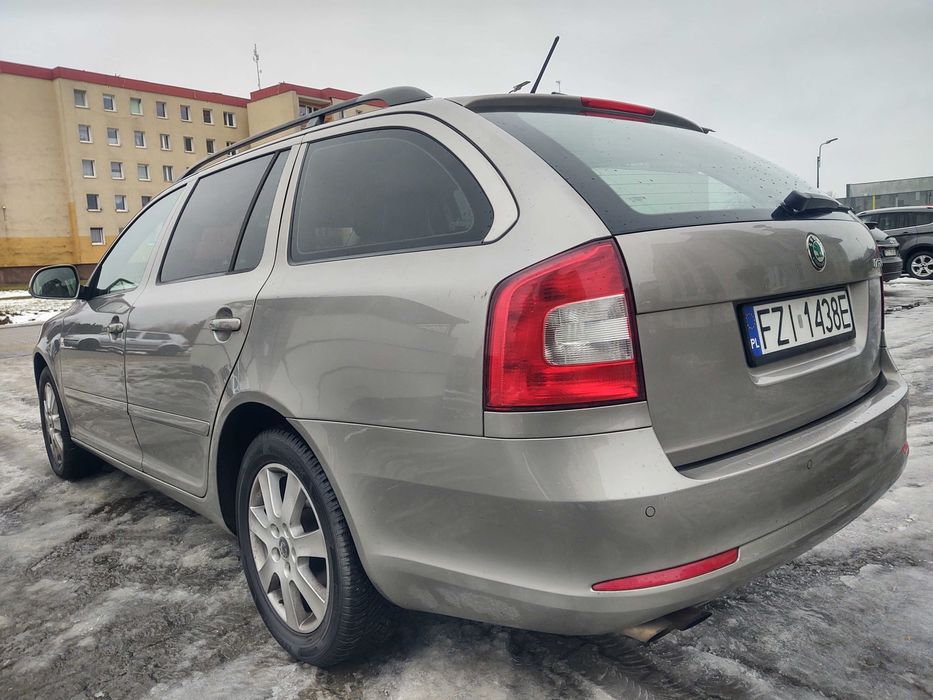 skoda octavia 2011r 1,8 turbo xenon skóra alkantara super stan techn
