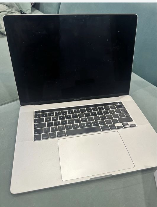 Macbook pro - apple