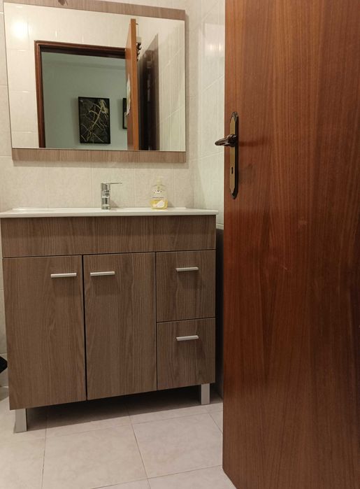Quarto para arrendar