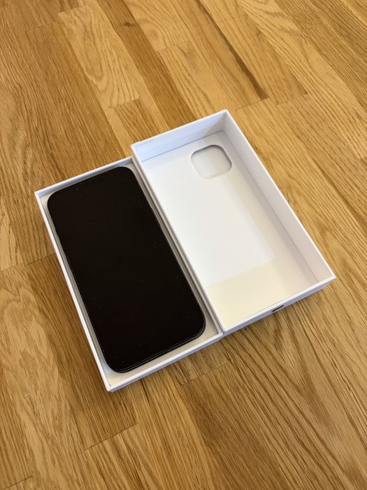 iPhone 14 midnight como novo