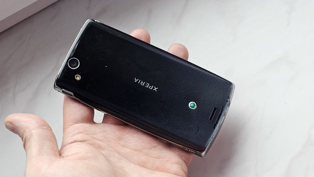 Sony Ericsson Xperia Arc S. Sprawny Ładny