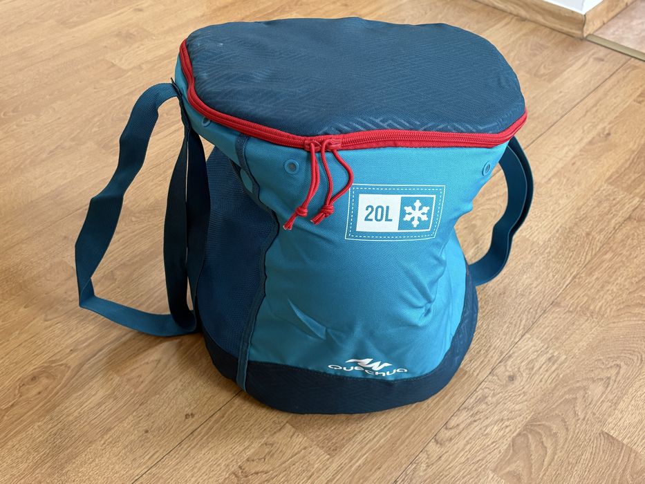 Lodówka turystyczna kempingowa Decathlon Quechua 20l