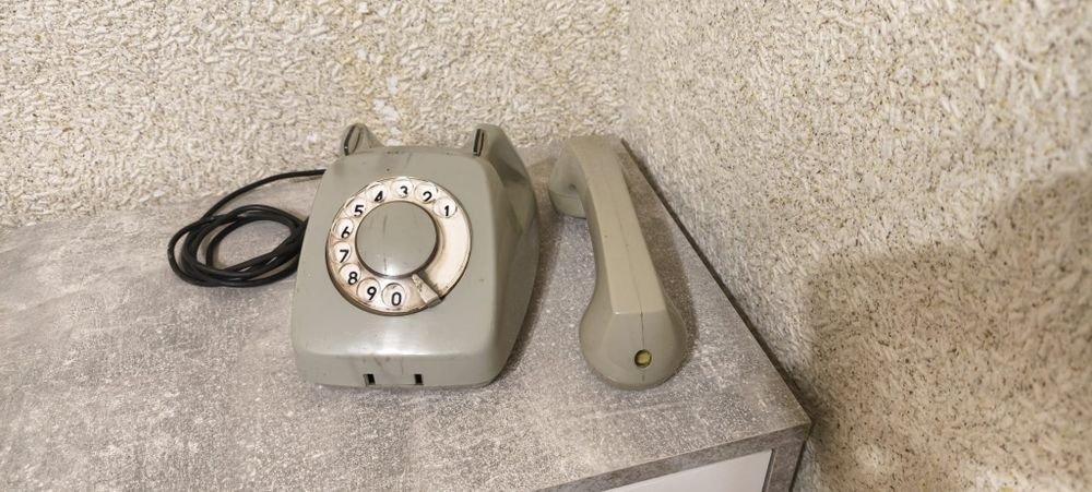 Zestaw telefonów  PRL