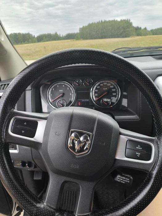 Dodge Ram 1500 5.7 V8 HEMI CrewCab