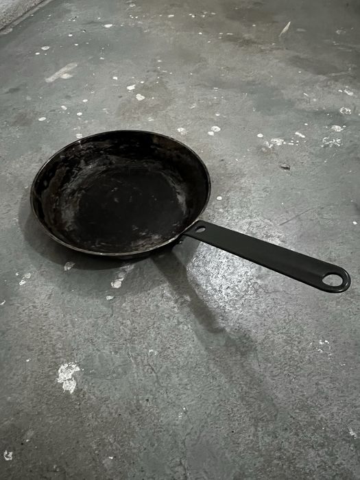 Frigideiras IKEA VARDAGEN Aço Carbono 28cm + Média (Nova + Curada)