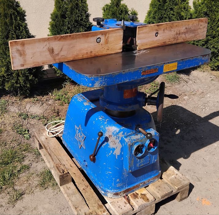 Frezarka dolnowrzecionowa SAC