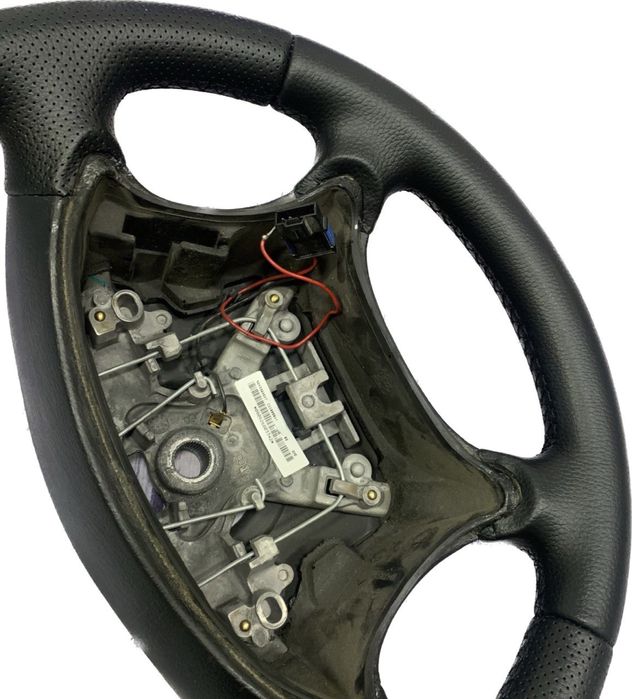 Пертянутий руль до Партнер Берлінго Scudo Expert Jumpy на обмін